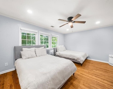 5667 Colton Drive - Photo Thumbnail 28