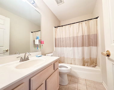 1320 Danada Court - Photo Thumbnail 17
