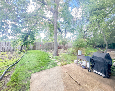 1320 Danada Court - Photo Thumbnail 16