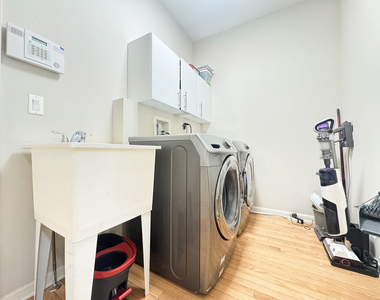 1320 Danada Court - Photo Thumbnail 6