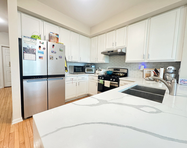 1320 Danada Court - Photo Thumbnail 2