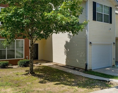 7683 Creekside Lane - Photo Thumbnail 1