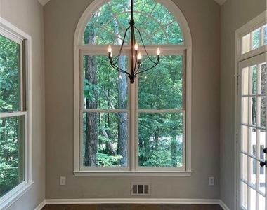 1915 Habersham Trace - Photo Thumbnail 6