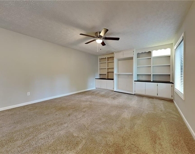 5142 Manitou Way - Photo Thumbnail 3