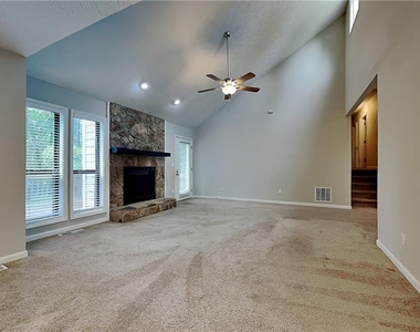 5142 Manitou Way - Photo Thumbnail 2