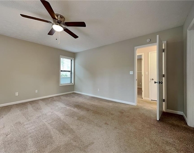 5142 Manitou Way - Photo Thumbnail 6