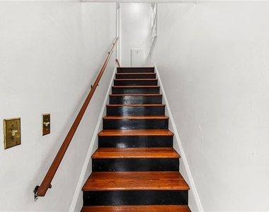 3635 Cantrell Road - Photo Thumbnail 7