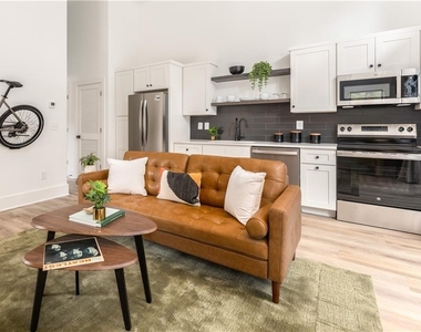 1160 Gracewood Avenue Se - Photo Thumbnail 10