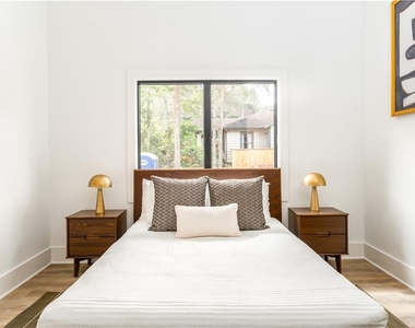 1160 Gracewood Avenue Se - Photo Thumbnail 16
