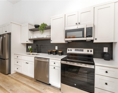 1160 Gracewood Avenue Se - Photo Thumbnail 11
