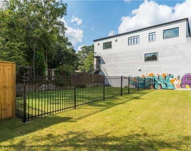 1160 Gracewood Avenue Se - Photo Thumbnail 24