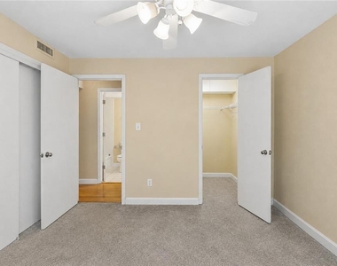 395 Pharr Road - Photo Thumbnail 15