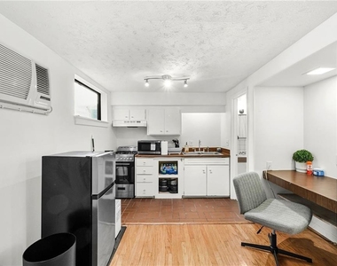 3635 Cantrell Road - Photo Thumbnail 3