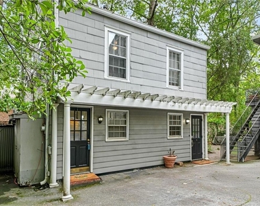 3635 Cantrell Road - Photo Thumbnail 2