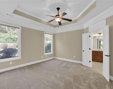 3708 Majestick Oak Dr - Photo Thumbnail 11