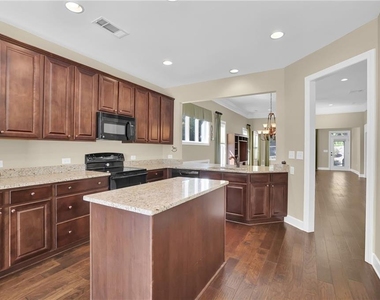 3708 Majestick Oak Dr - Photo Thumbnail 4