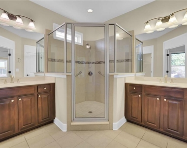 3708 Majestick Oak Dr - Photo Thumbnail 17