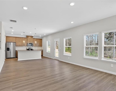 6929 Winchester Place - Photo Thumbnail 13