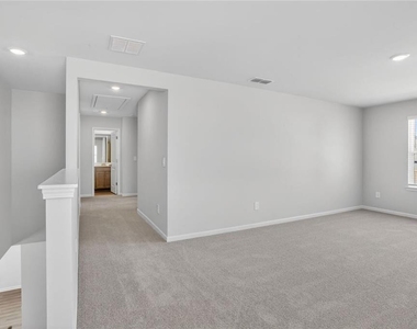 6929 Winchester Place - Photo Thumbnail 18