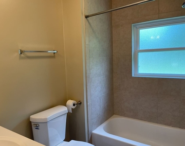 3004 Michael Street - Photo Thumbnail 7