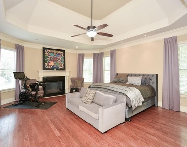 2210 Spalding Drive - Photo Thumbnail 41