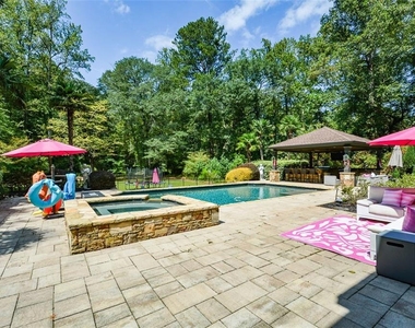 2210 Spalding Drive - Photo Thumbnail 78