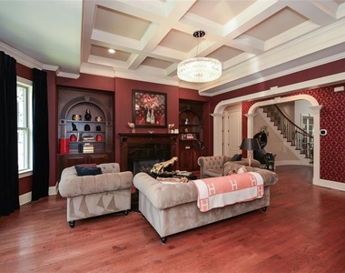 2210 Spalding Drive - Photo Thumbnail 19