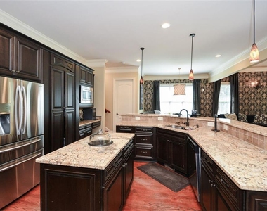 2210 Spalding Drive - Photo Thumbnail 35