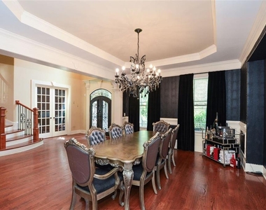 2210 Spalding Drive - Photo Thumbnail 30