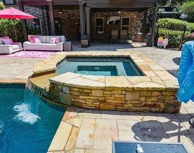 2210 Spalding Drive - Photo Thumbnail 82