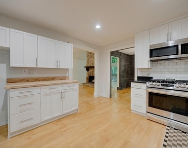 102 Vanessa Drive Se - Photo Thumbnail 21