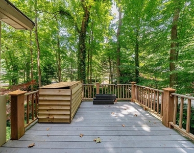 102 Vanessa Drive Se - Photo Thumbnail 13