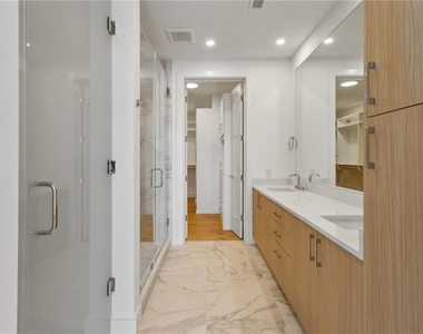 2425 Peachtree Road Ne - Photo Thumbnail 19