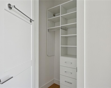 2425 Peachtree Road Ne - Photo Thumbnail 25