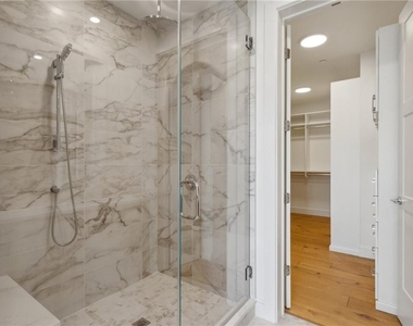 2425 Peachtree Road Ne - Photo Thumbnail 21