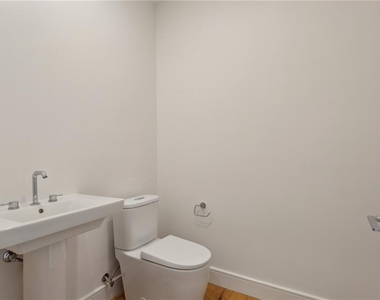 2425 Peachtree Road Ne - Photo Thumbnail 15