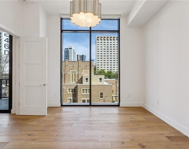 2425 Peachtree Road Ne - Photo Thumbnail 17