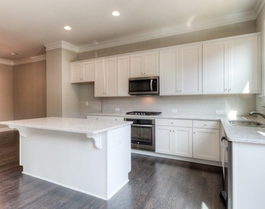 2286 Mclean Chase Se - Photo Thumbnail 8
