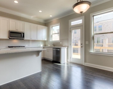 2286 Mclean Chase Se - Photo Thumbnail 12