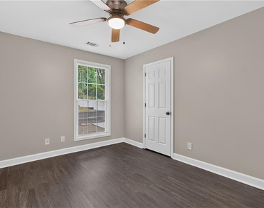 1540 Spender Drive - Photo Thumbnail 22