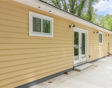 1540 Spender Drive - Photo Thumbnail 43