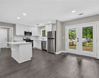 1540 Spender Drive - Photo Thumbnail 10