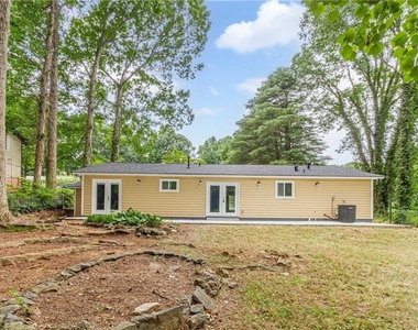1540 Spender Drive - Photo Thumbnail 39