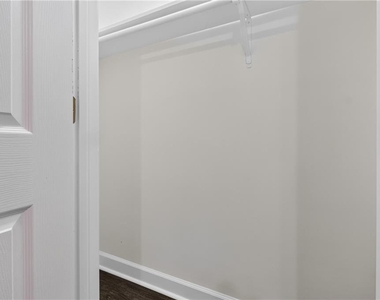 1540 Spender Drive - Photo Thumbnail 37