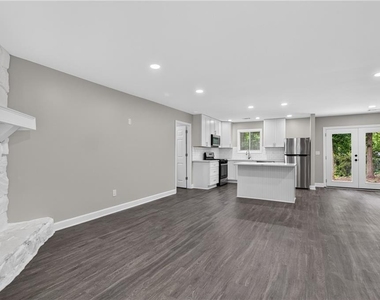 1540 Spender Drive - Photo Thumbnail 18