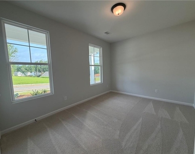 139 Jacobs Hollow Street - Photo Thumbnail 1