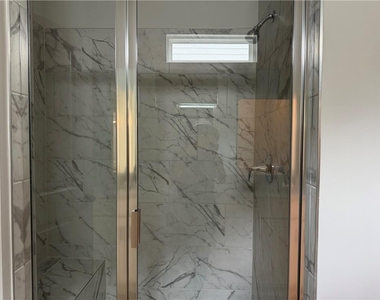 139 Jacobs Hollow Street - Photo Thumbnail 14