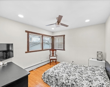 4962 N Mason Avenue - Photo Thumbnail 9