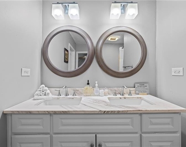 1314 Hidden Circle - Photo Thumbnail 18