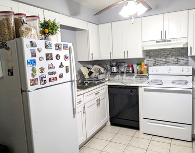 1703 W Mansard Lane - Photo Thumbnail 4